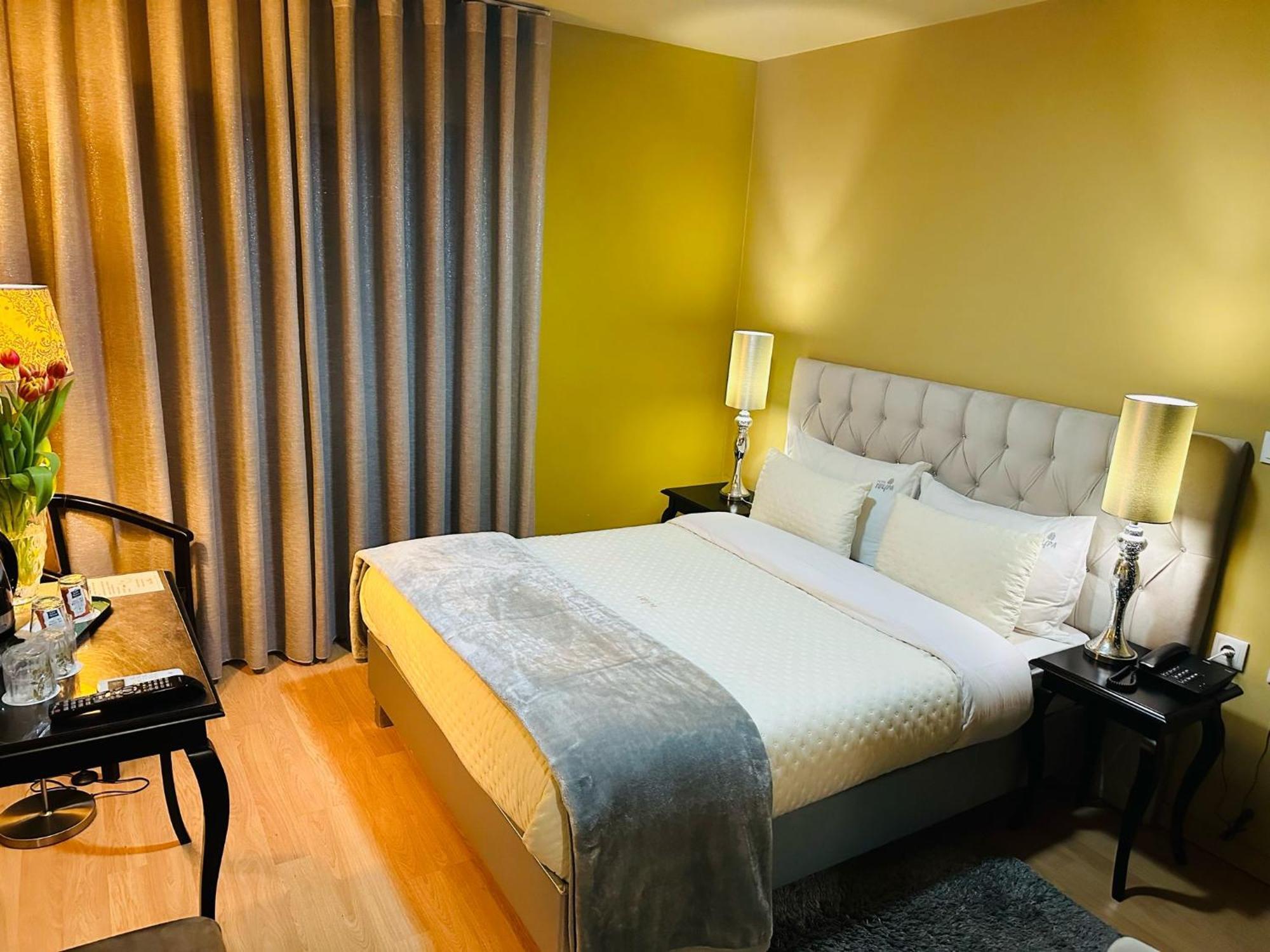 Hotel Tulipa Bragança Екстериор снимка