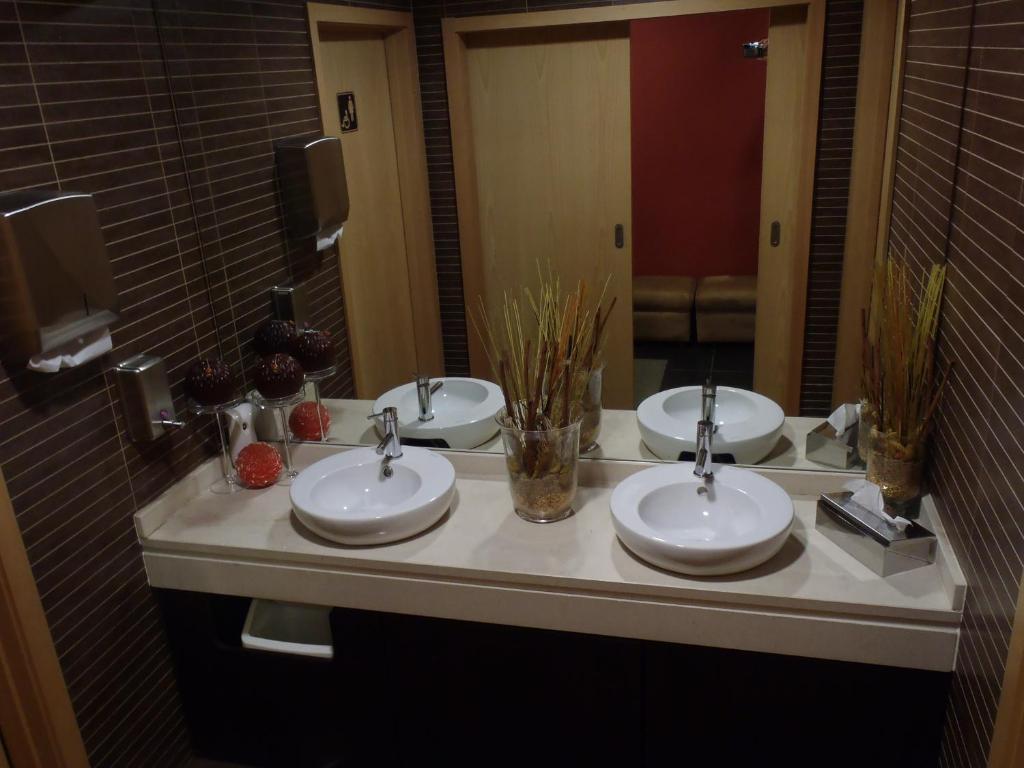 Hotel Tulipa Bragança Екстериор снимка